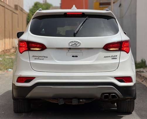 Hyundai santafe 2017 full pack image 13