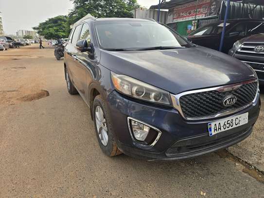 kia sorento image 9