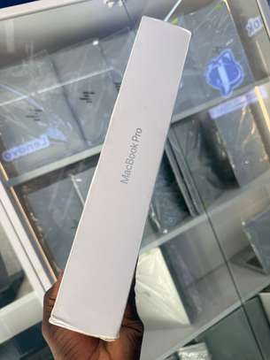 MacBook Pro M4 Pro 14 Pouces Ram 24Go SSD 512Go Neuf scellé image 5