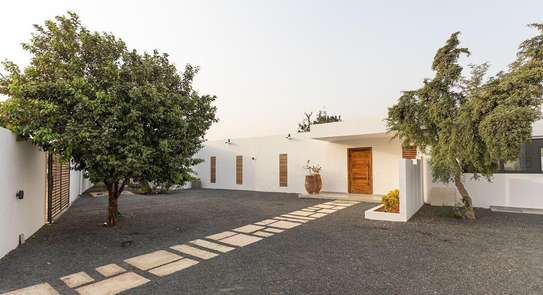 Villa haut de gamme a vendre a Nguerign image 7