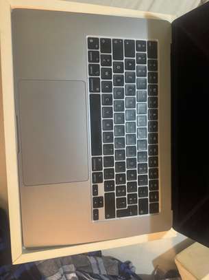 Apple MacBook Air image 6