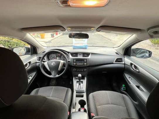 Nissan Sentra année 2017 image 4