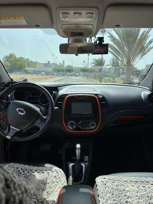RENAULT QM3 ORANGE image 5