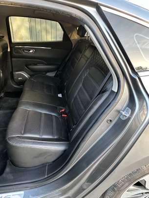 Renault SM6 image 6
