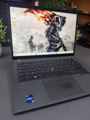 Lenovo t14 i5-12th gen /ssd 512gb 16gb ram image 8