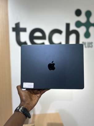 MacBook Air 2024 13 Pouces - M3 | 16GB RAM | 256 image 3