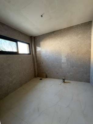 Almadies – Apparemment R+7 haut standing à vendre image 3