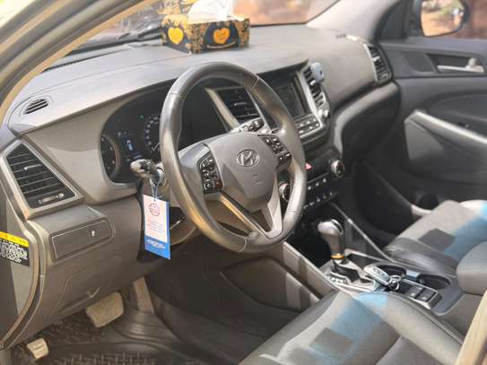 HYUNDAI TUCSON 2018 image 7