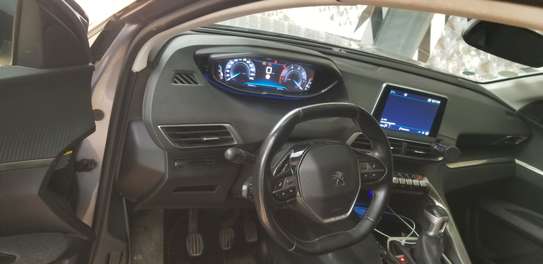 Peugeot 3008 image 6