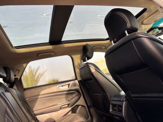 Ford Edge Titanium 2019 4 cylindres 2.0L image 12