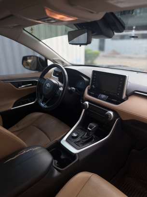 Toyota Rav 4 2019 image 2
