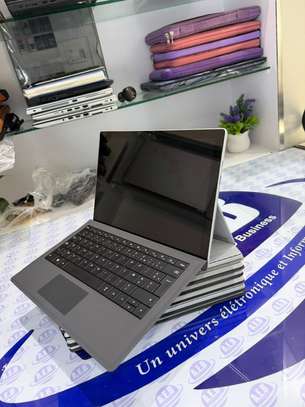 Microsoft Surface pro core i5 image 4