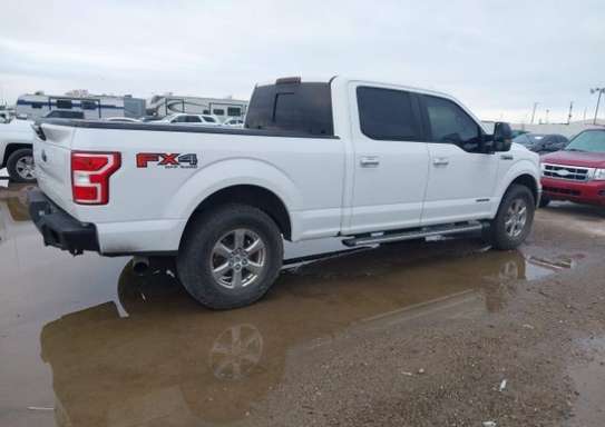 FORD F-150 XLT DIESEL image 6