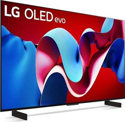 LG Oled Evo C4 image 2