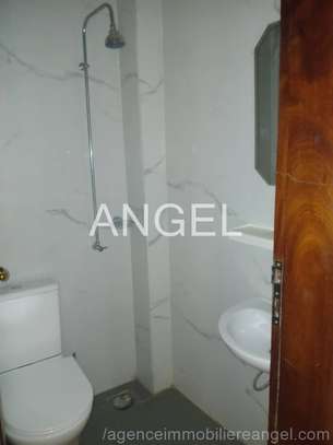 Ref_2965_AH  Appartement à louer à Dieuppeul image 7