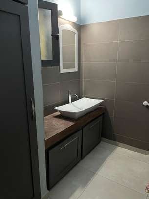 UNE MAGNIFIQUE VILLA & APPARTEMENT INDÉPENDANT – SALY MBOUR image 10
