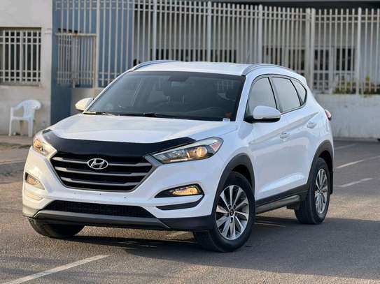 Hyundai tucson 1.6 AWD image 2