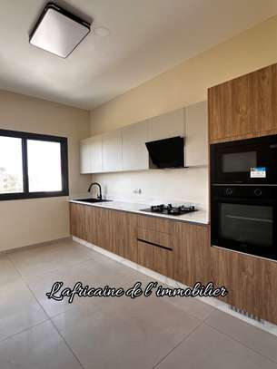 À louer – Superbe appartement F3 vue / mer à Yoff Océan image 5