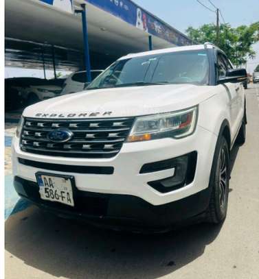 Ford explorer 2017 image 2