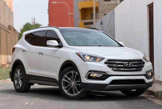 Hyundai santafe 2017 full pack image 3