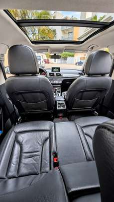 Audi Q3 Full Black 2019 image 6