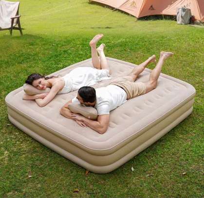 Matelas Gonflable 2 Places avec Oreillers Intégrés image 3