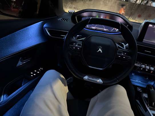 Peugeot 3008 2019 image 4