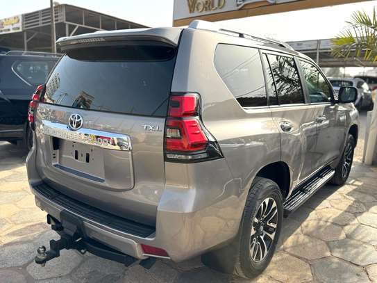 Toyota land cruiser TXL image 7