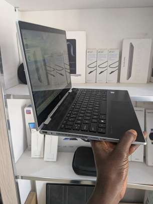 HP pavillion x 360 ) i3 ) 8e generation ) 8g de ram ) 512 image 3