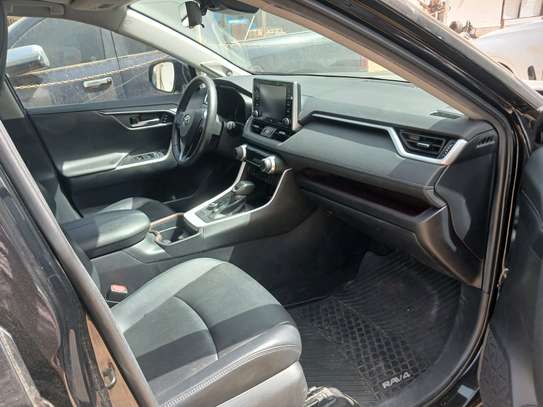 Toyota Rav4 essence automatique image 4