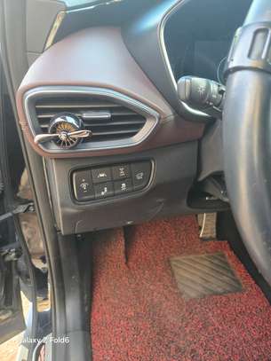 HYUNDAI SANTA FE 2019 image 4