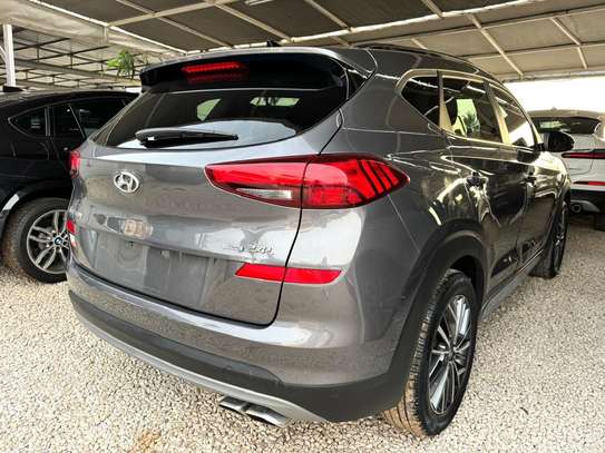 Hyundai Tucson image 8