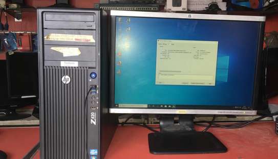 GAMER HP  Z420 +24"Graphique de 4go+16go 256go image 2