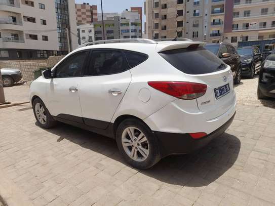 Hyundai Tucson 2011 image 3