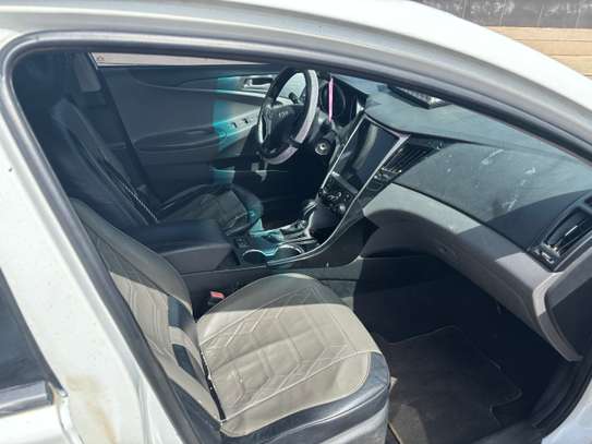 Hyundai sonata 2010 image 4