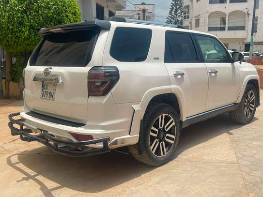 TOYOTA 4RUNER image 5