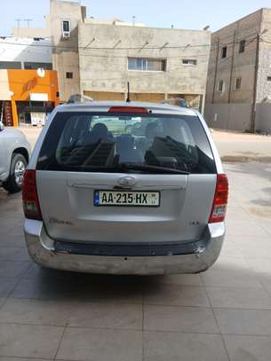 Kia carnival à louer avec chauffeur image 5