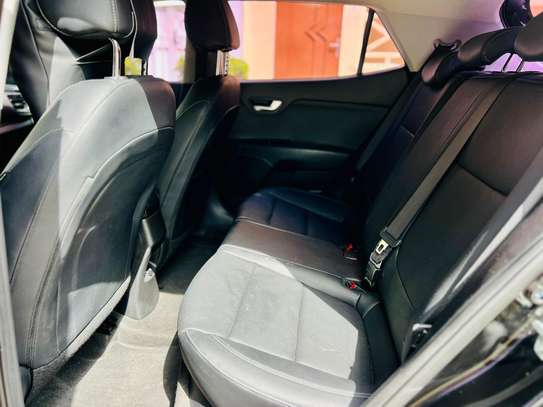 KIA STONIC 2017 image 6
