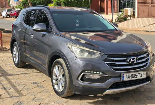Hyundai Santa Fe 4WD image 5