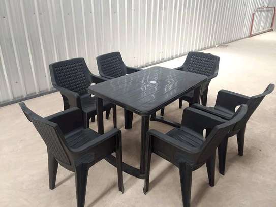 Table à manger 6 chaises image 4