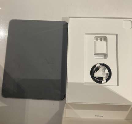 iPad Pro 13'' M5 256GB Wi-Fi open box image 4