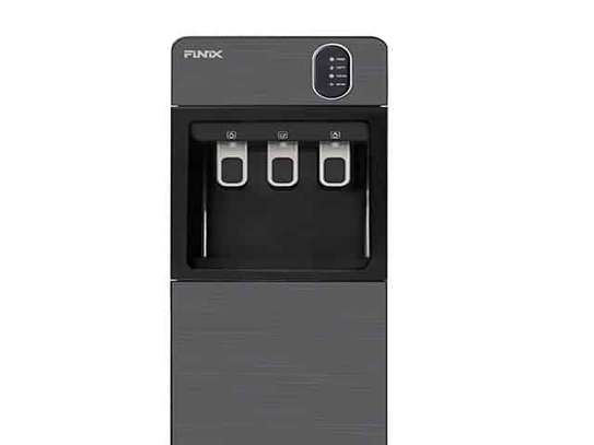 FONTAINE A EAU FINIX AVEC CHARGMT BAS image 2