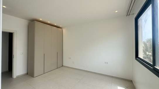 Appartement F4 à louer aux Almadies route King fahd image 12