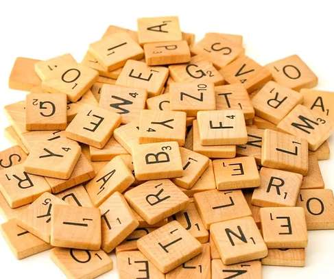 Scrabble Classique, Jeu de Société et de Lettres image 7