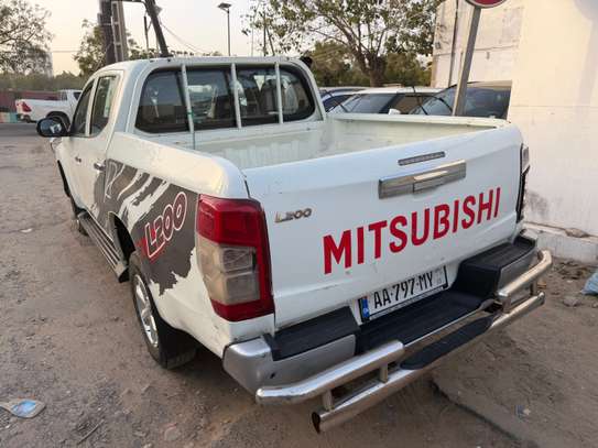 Mitsubishi L200 gls 2023 image 7