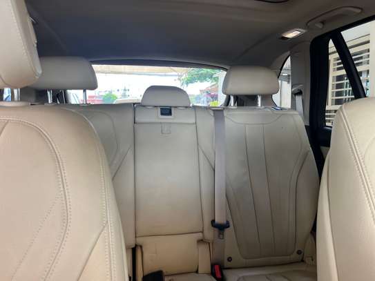 BMW X5 XDRIVE 35i VENANT image 10