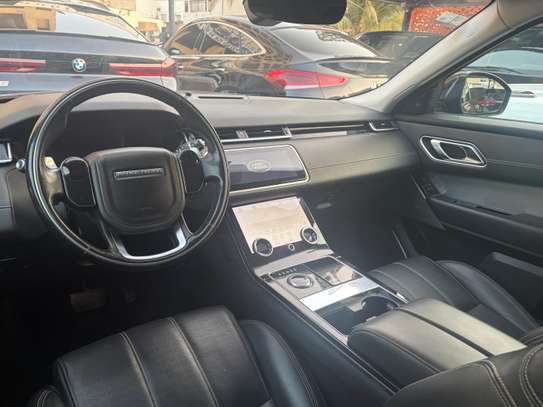 Range Rover Velar 2018 SUV noir premium image 11