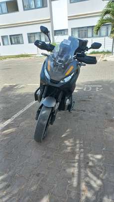 Honda XADV 2020 image 2