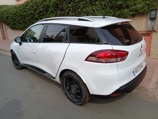 Renault clio5 image 3