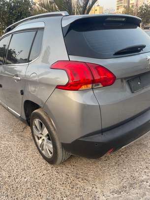 Peugeot 2008 2016 image 12